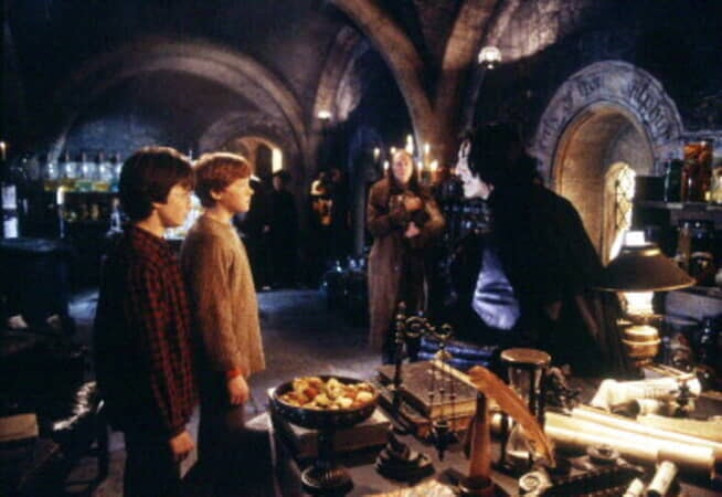 HARRY POTTER AND THE CHAMBER OF SECRETS